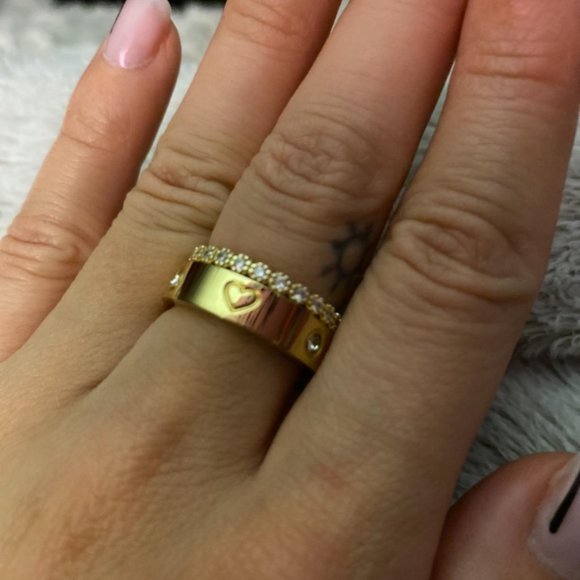Neiman Marcus Love Friendship HEART 18K Gold Plated Ring - Picture 1 of 6